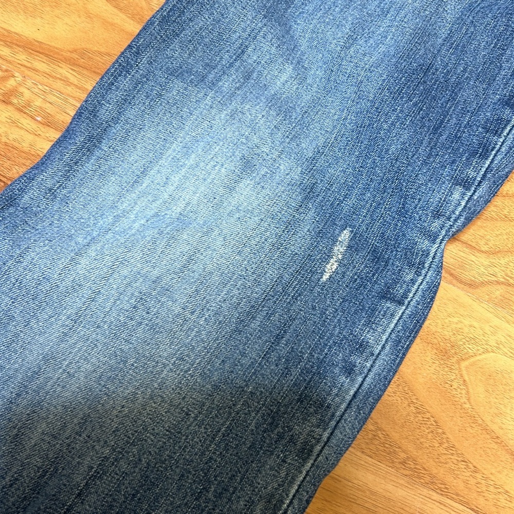 Stylish Blue Denim Jeans - Picture 9 of 14